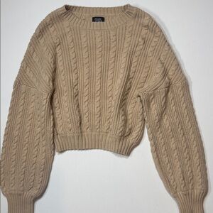 Elegant Cable Knit Sweater in Cream